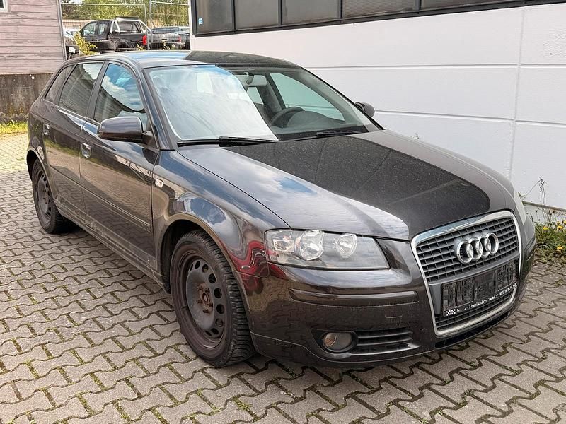 Używany Audi A3 116 KM (85 kW) 2006 Czarny Hatchback
