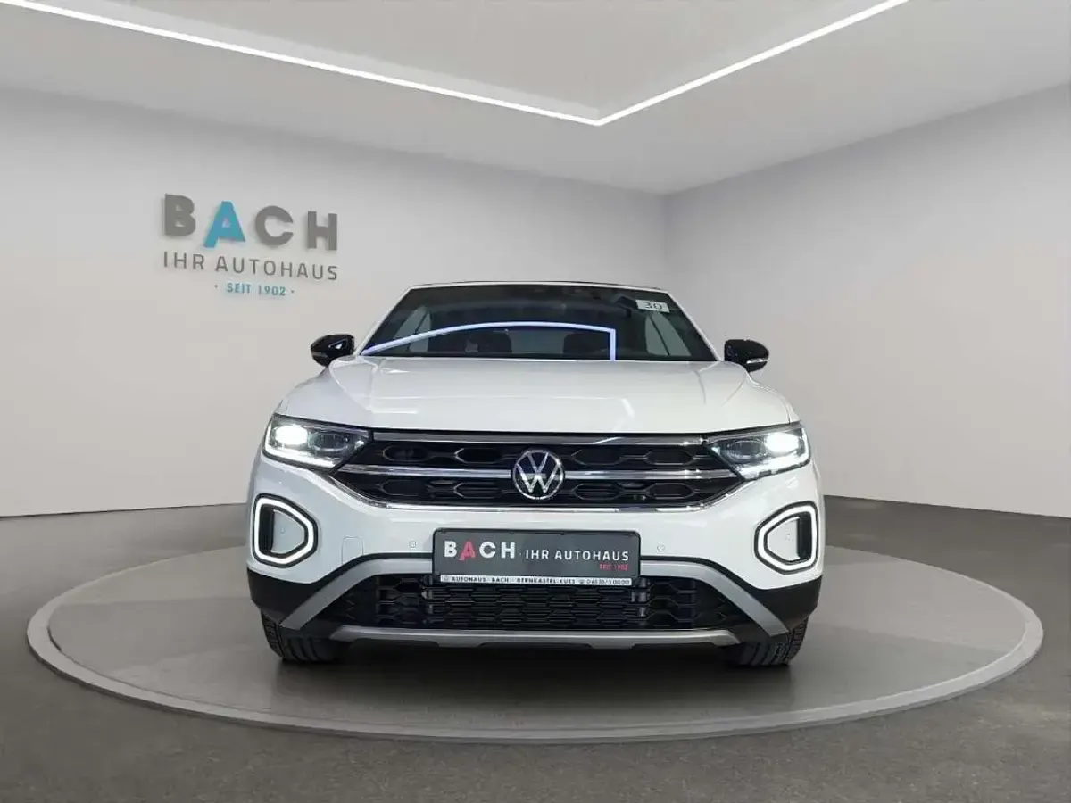 Gebraucht VW T-Roc Cabriolet Goal 150 PS (110 kW) 2025 Pure white schwarz Cabrio
