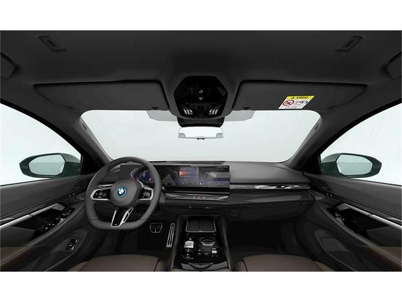 Neu BMW i5 Comfort Edition 289 kW (394 PS) 2026 Saphirschwarz metallic Kombi