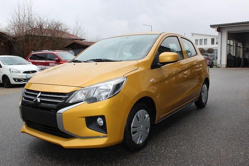 Neu Mitsubishi Space Star Select 71 PS (52 kW) 2025 Gelb Kleinwagen