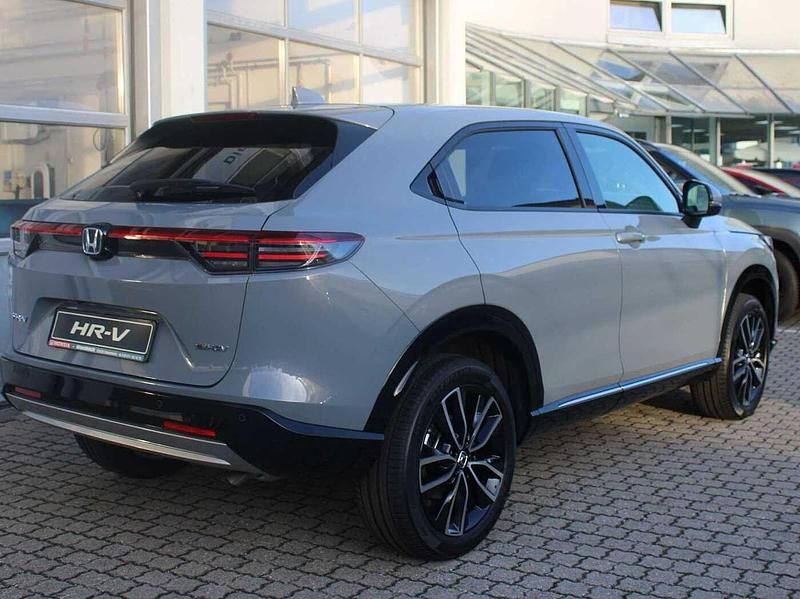 Neu Honda HR-V Advance 107 PS (78 kW) 2025 Urban gray p SUV