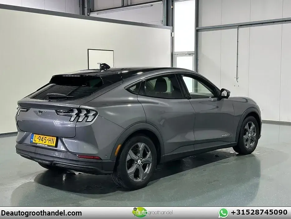 Gebraucht Ford Mustang Mach-E 189 kW (258 PS) 2021 Grau SUV