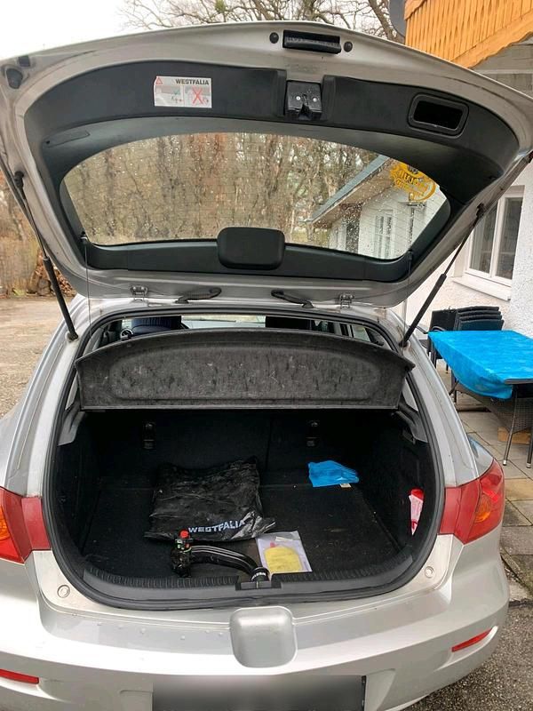 Gebraucht Mazda 3 109 PS (80 kW) 2005 Silber Kleinwagen