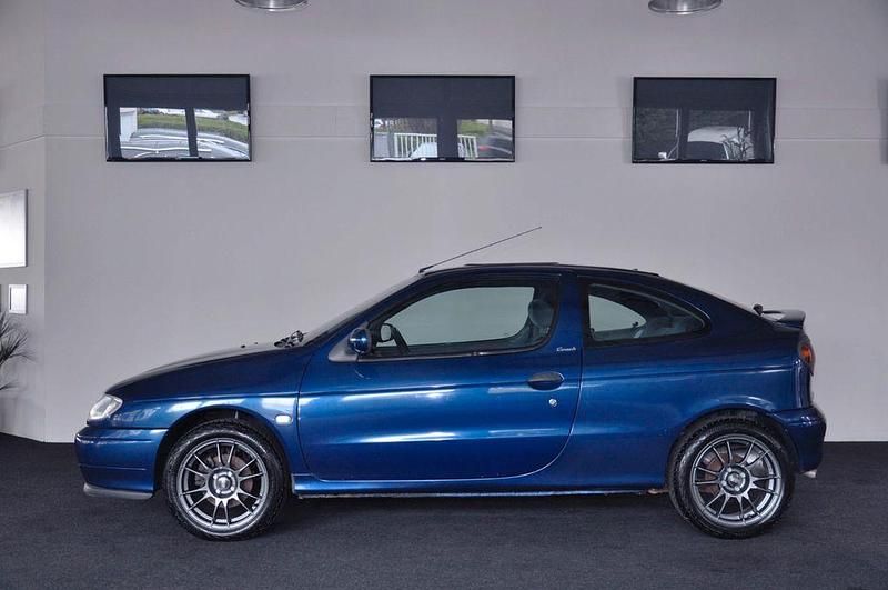 Gebraucht Renault Mégane 109 PS (80 kW) 1998 Blau