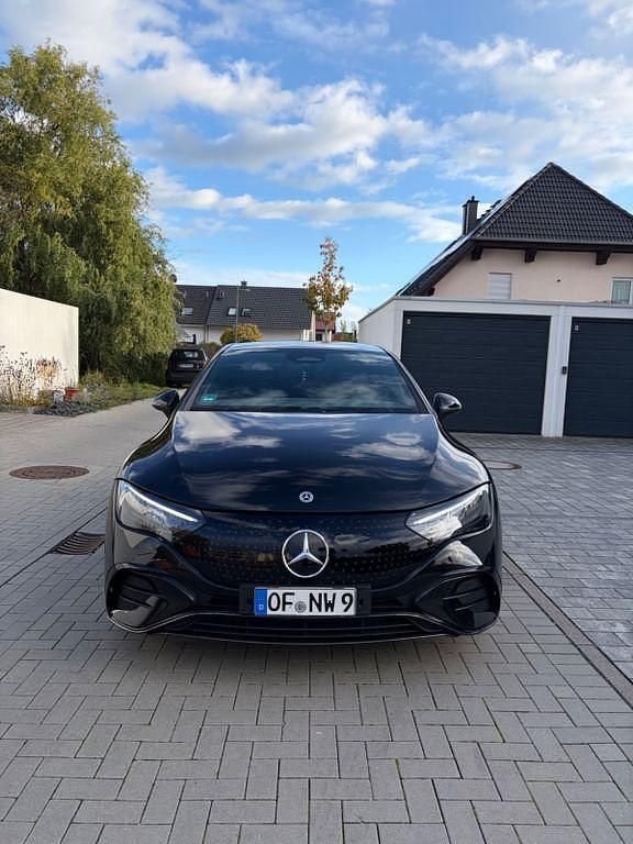 Gebraucht Mercedes EQE300 AMG line 180 kW (245 PS) 2024 Schwarz Limousine