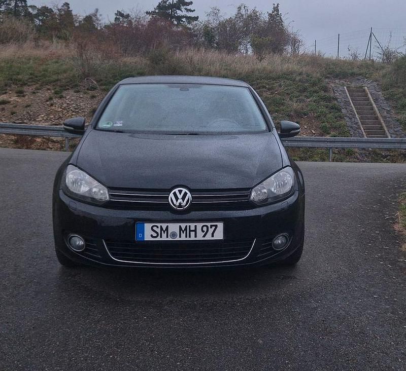 Schwarz Gebraucht 2010 VW Golf VI Highline Limousine | 6.950 € (Fairer Preis) - Bild 1/4