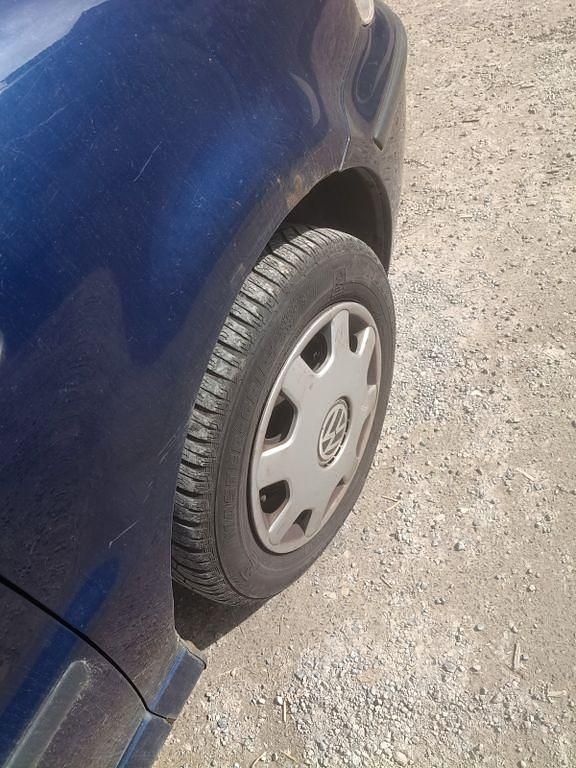 Second-hand VW Polo Basis 60 CP (44 kW) 1999 Albastru Berlinǎ