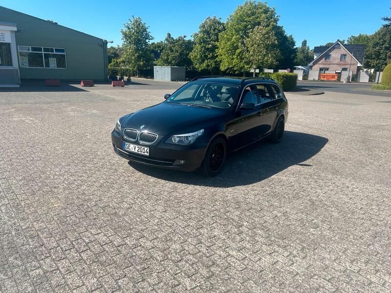 Schwarz Gebraucht 2009 BMW 525 Kombi | 3.200 € (Superpreis) - Bild 1/4