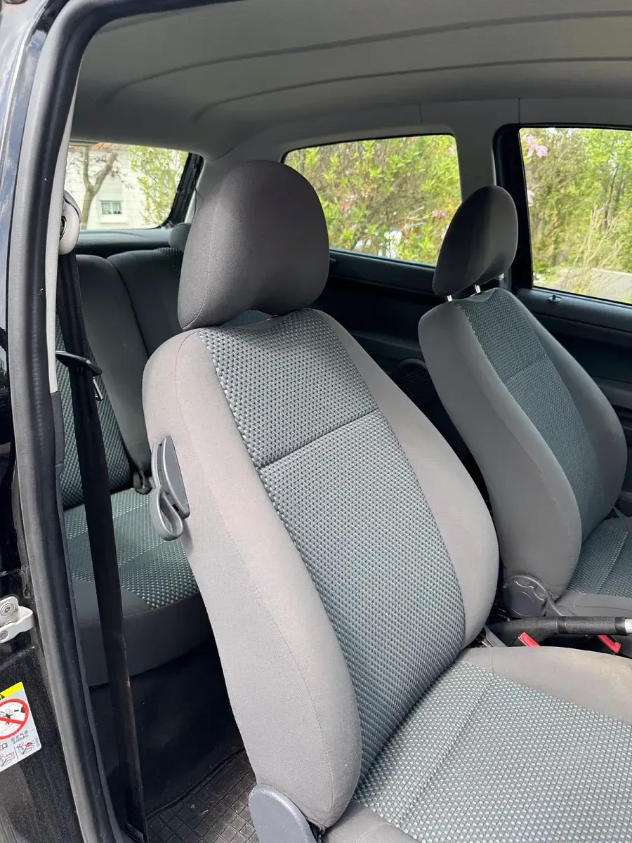 Gebraucht VW Fox 55 PS (40 kW) 2008 Schwarz Kleinwagen
