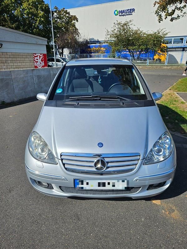 Silber Gebraucht 2005 Mercedes A200 Kleinwagen | 3.500 € (Fairer Preis) - Bild 1/4