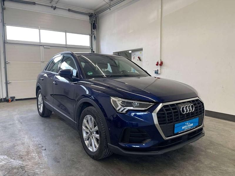 Gebraucht Audi Q3 150 PS (110 kW) 2023 Navarrablau metallic SUV