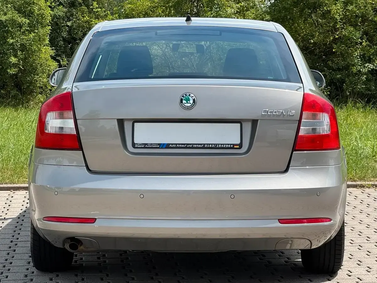 Gebraucht Skoda Octavia 105 PS (77 kW) 2012 Limousine