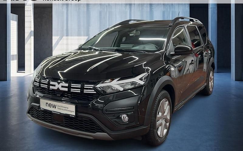 Gebraucht Dacia Jogger Expression 110 PS (80 kW) 2023 Schwarz Van / Kleinbus