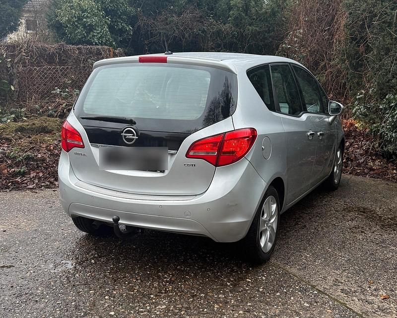 Gebraucht Opel Meriva 110 PS (80 kW) 2013 Silber Van / Kleinbus