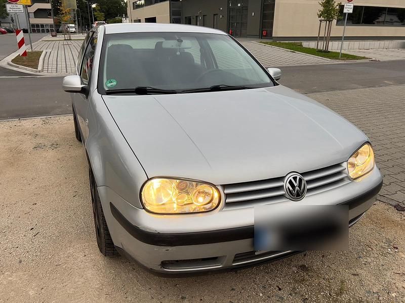 Grau Gebraucht 2001 VW Golf IV Coupé | 1.000 € (Superpreis) - Bild 1/4
