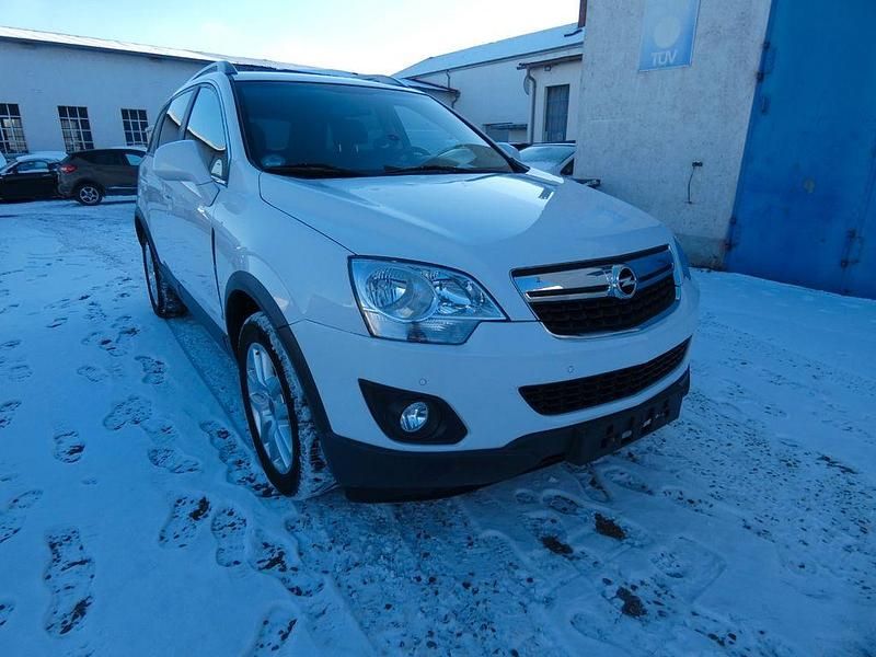 Weiß Gebraucht 2012 Opel Antara Design Edition SUV | 5.980 € (Superpreis) - Bild 1/4
