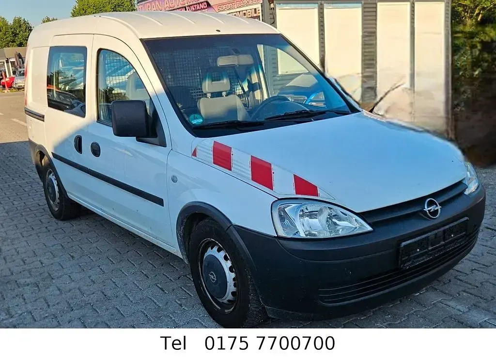 Gebraucht Opel Combo 75 PS (55 kW) 2007 Weiß Van / Kleinbus