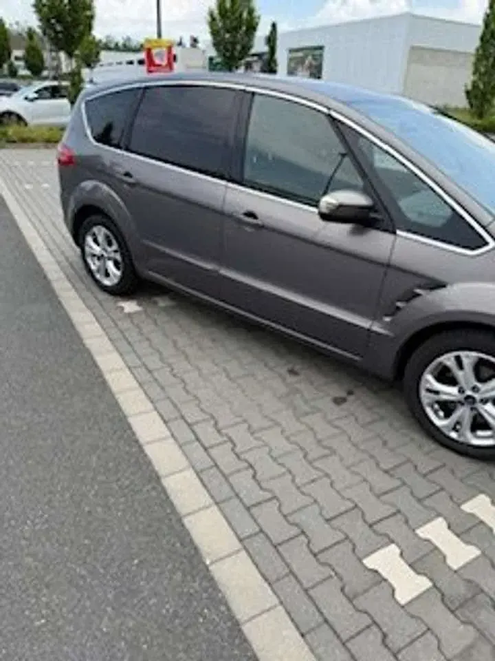 Gebraucht Ford S-MAX Titanium 200 PS (147 kW) 2014 Brisbane braun (met.) Van / Kleinbus