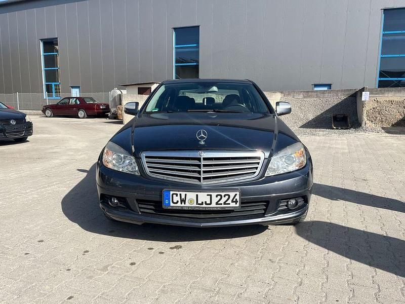 Gebraucht Mercedes C180 156 PS (114 kW) 2007 Grau Limousine