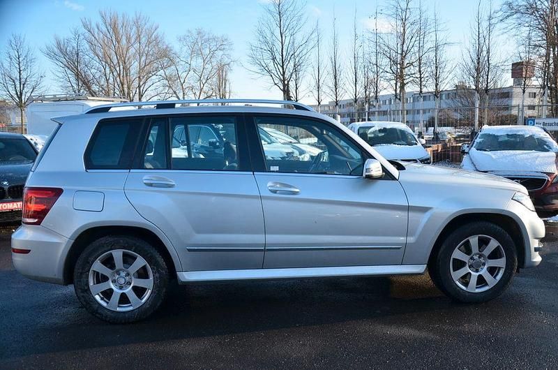 Gebraucht Mercedes GLK250 204 PS (150 kW) 2012 Silber SUV