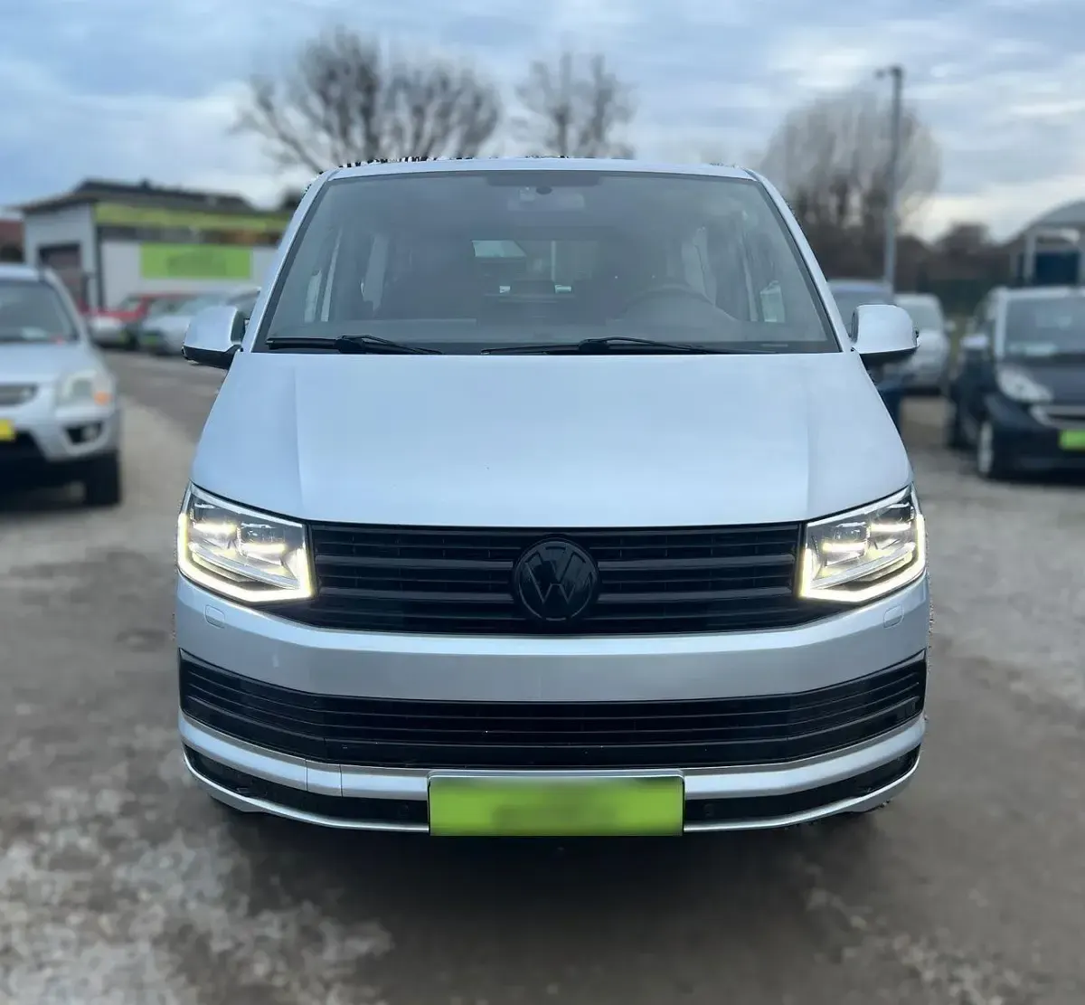Gebraucht VW Multivan 179 PS (131 kW) 2009 Silber Van / Kleinbus