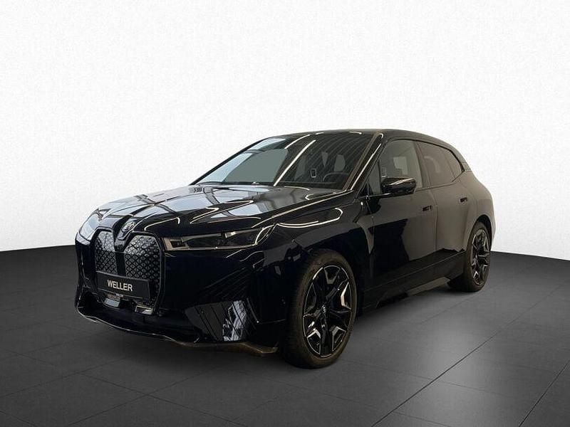 Gebraucht BMW iX Sport Line 239 kW (326 PS) 2024 Black sapphire (schwarz) SUV
