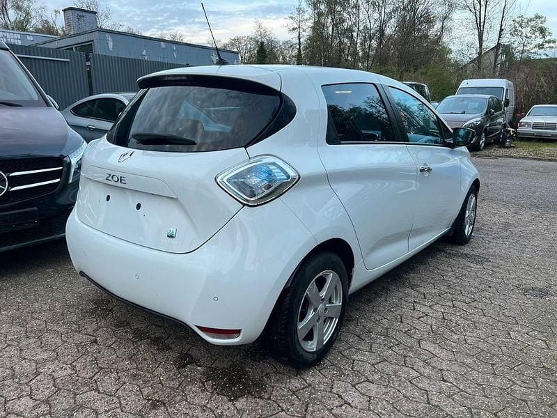 Gebraucht Renault Zoe Intens 42 kW (58 PS) 2013 Weiß Kleinwagen
