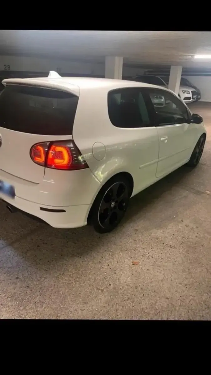 Gebraucht VW Golf GT 140 PS (102 kW) 2008 Weiß Coupé
