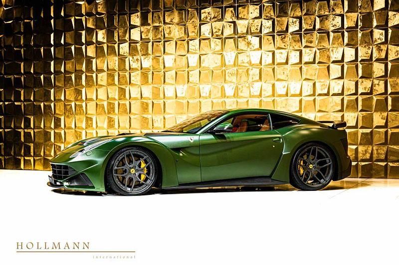 Gebraucht Ferrari F12 780 PS (573 kW) 2015 Verde opaco finish Coupé