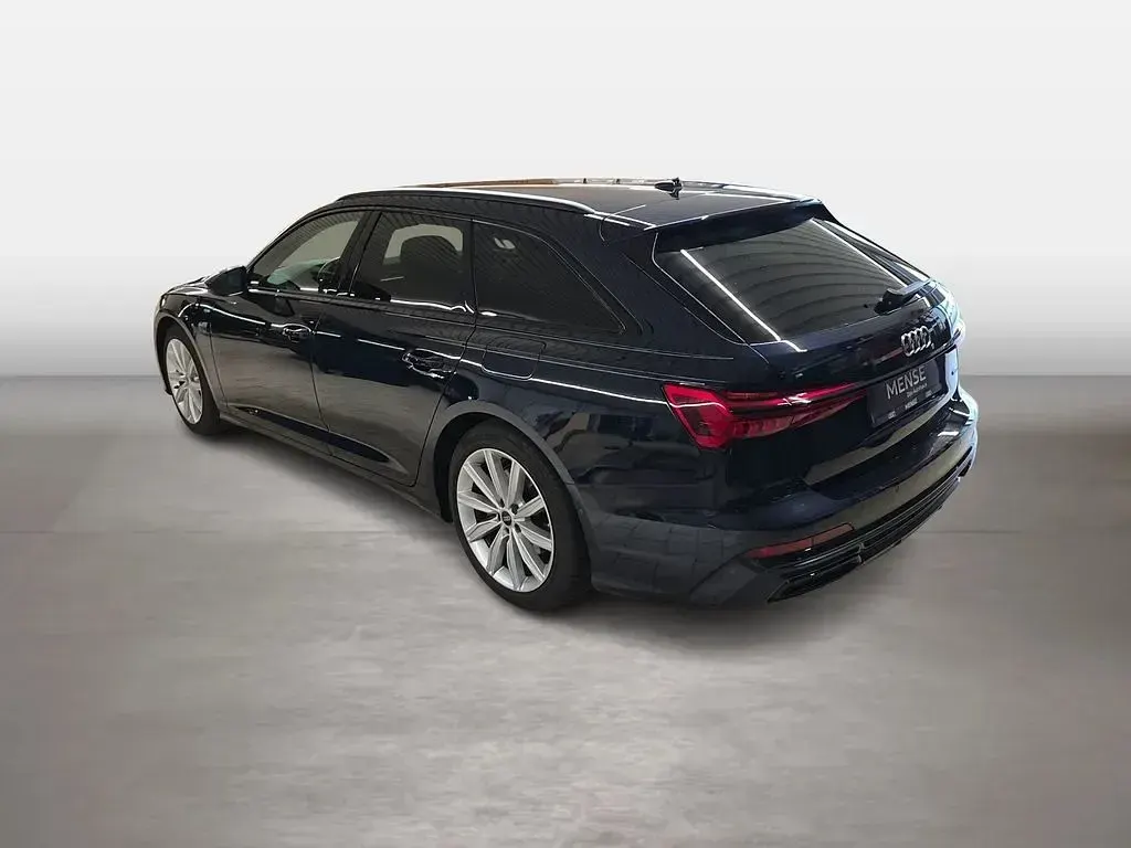 Gebraucht Audi A6 Sport 367 PS (269 kW) 2023 Firmamentblau Kombi