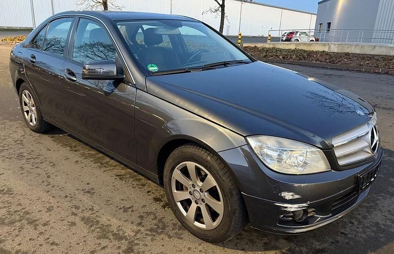 Gebraucht Mercedes C200 136 PS (100 kW) 2009 Grau Limousine