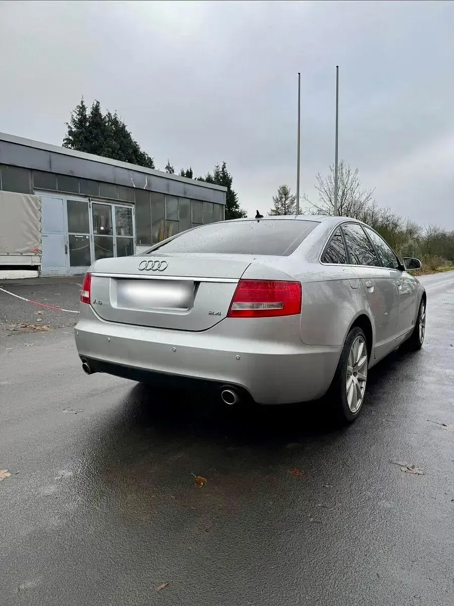 Gebraucht Audi A6 177 PS (130 kW) 2004 Silber Limousine