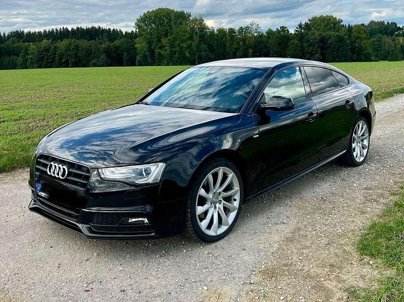 Schwarz Gebraucht 2014 Audi A5 Sportback Design Coupé | 14.450 € (Guter Preis) - Bild 1/4