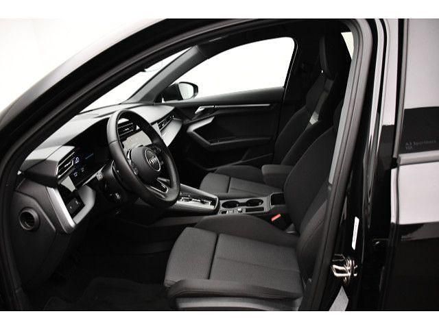 Gebraucht Audi A3 S-Line 150 PS (110 kW) 2025 Mythosschwarz metallic Limousine