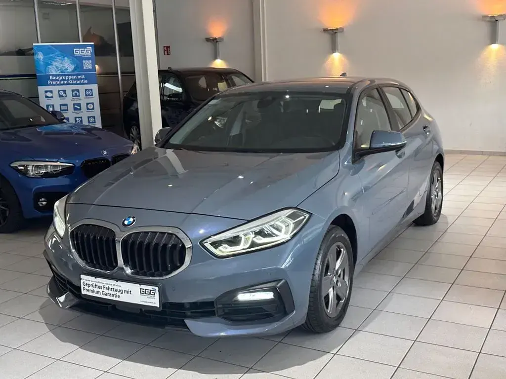 Gebraucht BMW 118 Advantage 140 PS (102 kW) 2020 Grau Kleinwagen