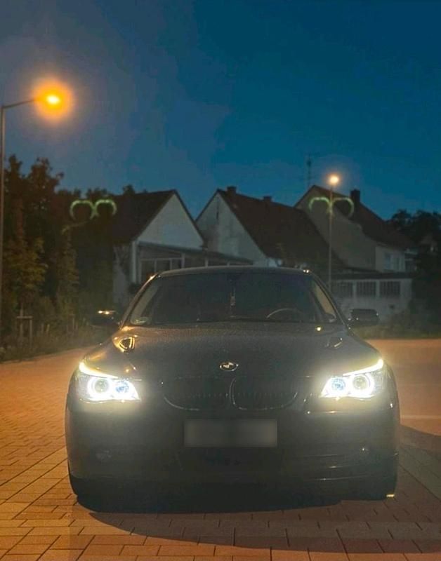 Usata BMW 520 Sport Line 170 CV (125 kW) 2004 Nero Berlina