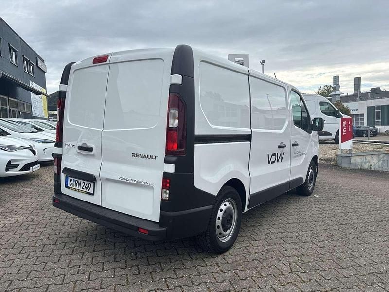 Gebraucht Renault Trafic Komfort 110 PS (80 kW) 2024 Arktisweiß Van / Kleinbus