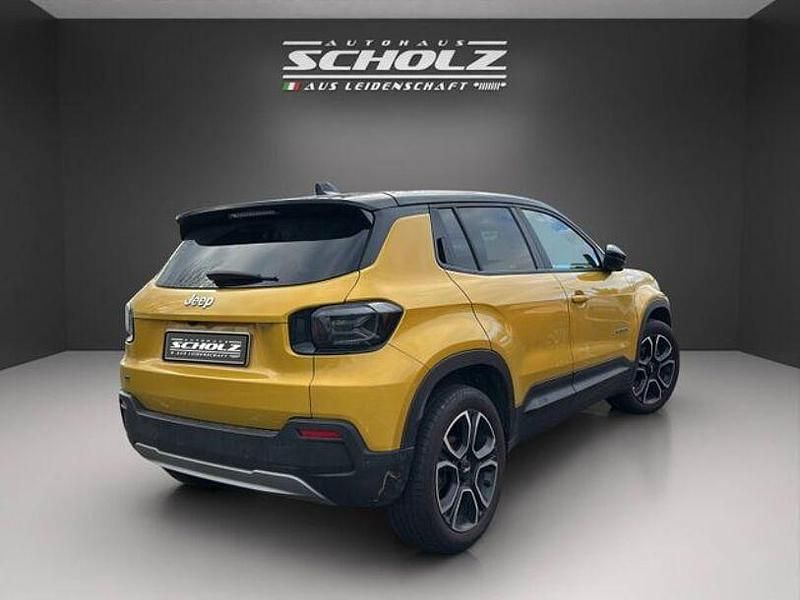 Gebraucht Jeep Avenger EV Summit 114 kW (156 PS) 2023 Sun yellow mit dach in volcano SUV