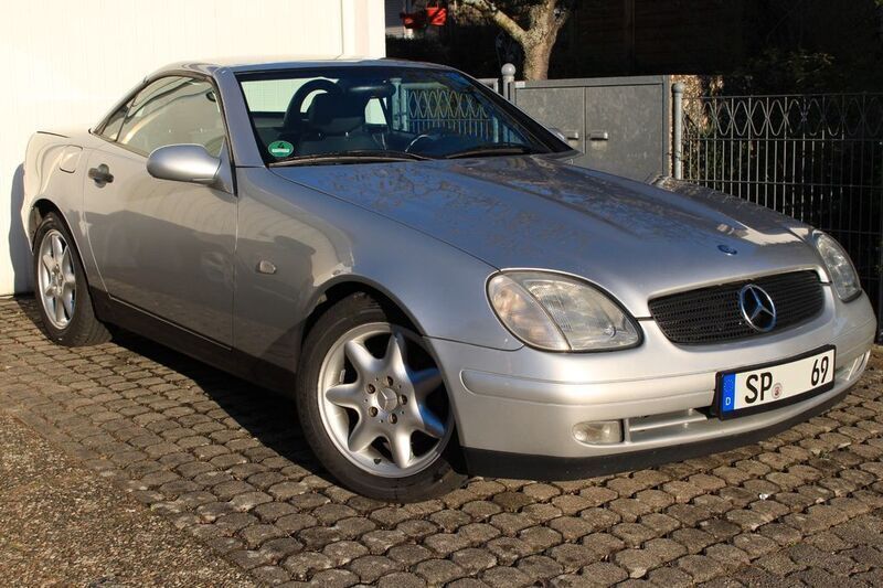 Silber Gebraucht 1999 Mercedes SLK200 Cabrio | 5.900 € (Etwas zu teuer) - Bild 1/4