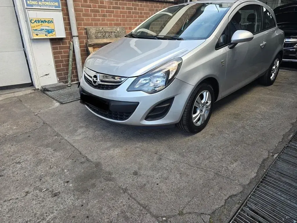 Gebraucht Opel Corsa Active 87 PS (63 kW) 2014 Grau Kleinwagen