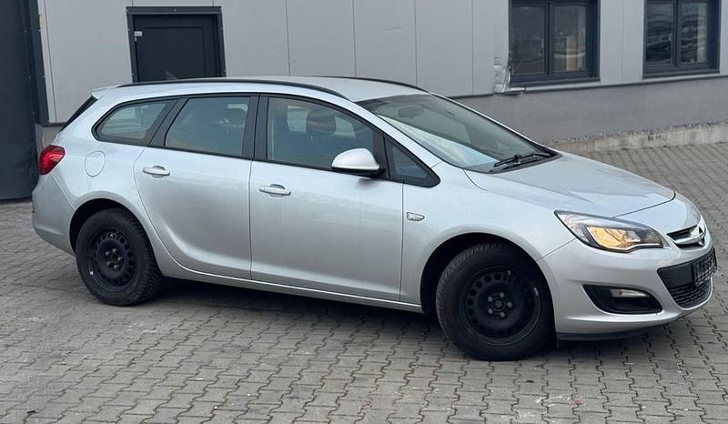 Gebraucht Opel Astra Style 110 PS (80 kW) 2015 Silber Kombi
