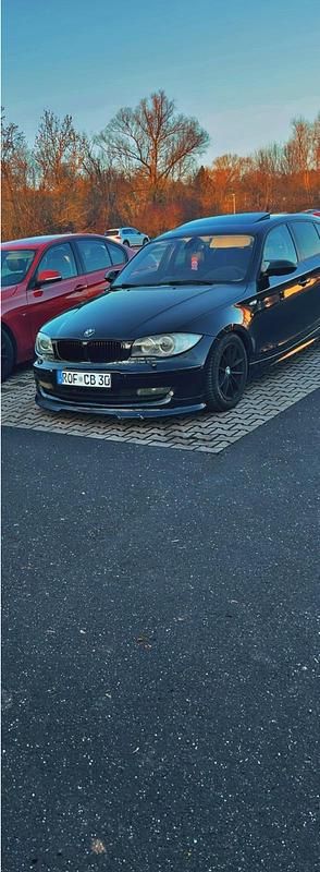 Gebraucht BMW 120 177 PS (130 kW) 2008 Schwarz Kleinwagen