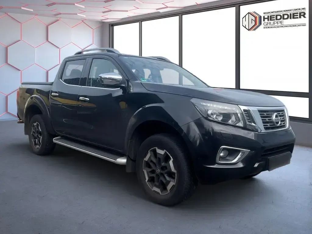 Gebraucht Nissan Navara Tekna 190 PS (139 kW) 2019 Schwarz Pickup