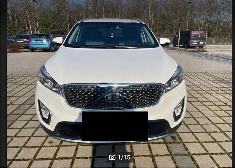 Weiß Gebraucht 2015 Kia Sorento SUV | 16.200 € (Etwas zu teuer) - Bild 1/4