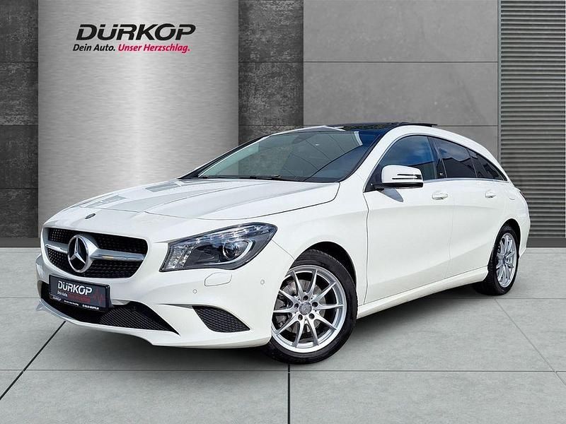 Weiß Gebraucht 2016 Mercedes CLA180 Shooting Brake Urban Kombi | 20.880 € (Etwas zu teuer) - Bild 1/4