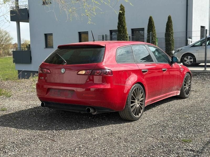 Gebraucht Alfa Romeo 159 260 PS (191 kW) 2008 Rot Kombi