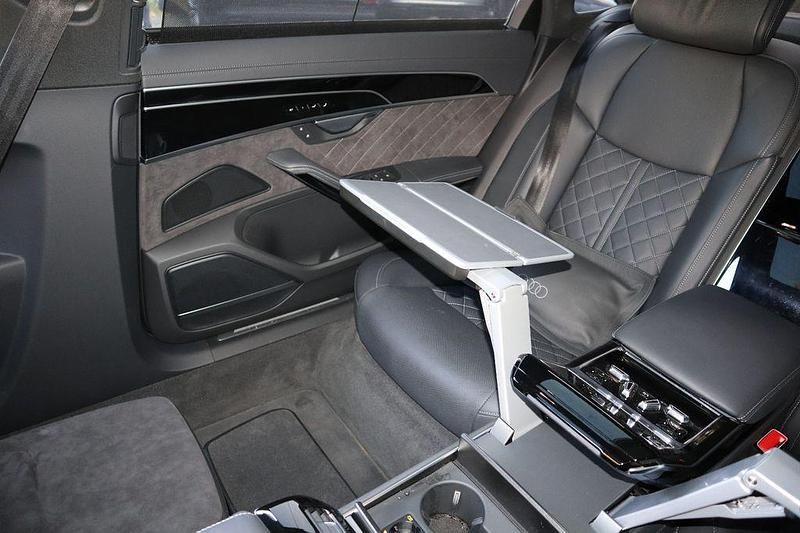 Schwarz Gebraucht 2024 Audi A8L Exclusive Limousine | 85.000 € (Superpreis) - Bild 1/4