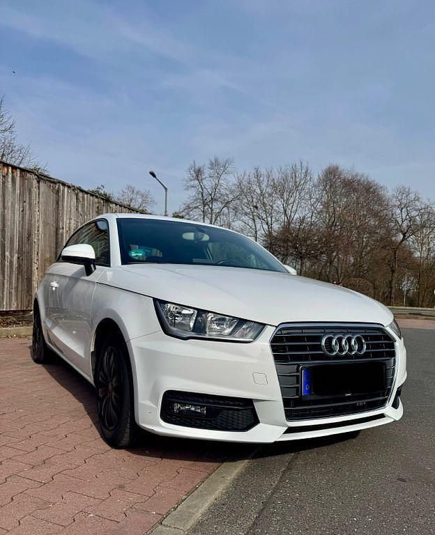 Gebraucht Audi A1 95 PS (69 kW) 2016 Weiß Kleinwagen