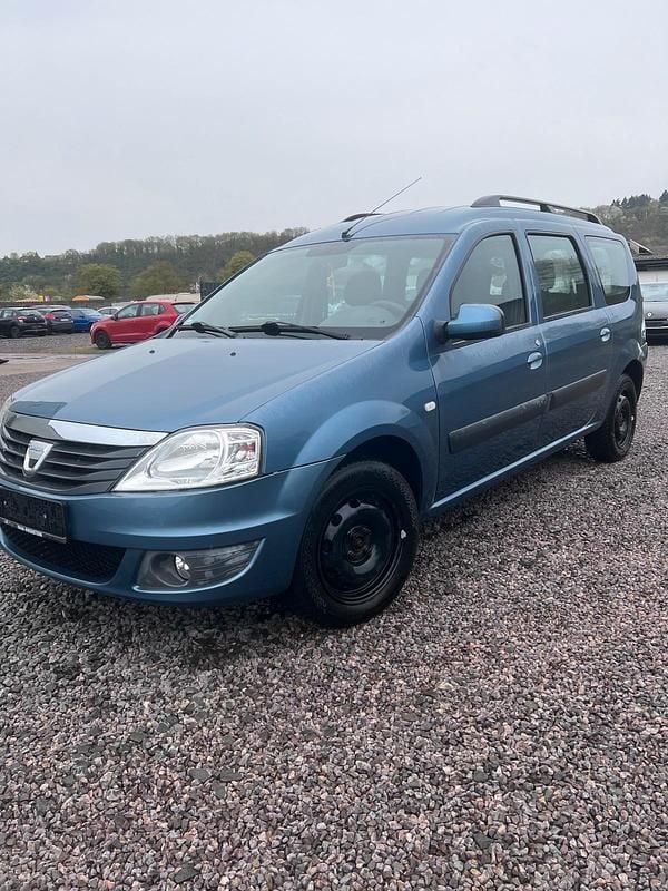 Gebraucht Dacia Logan 105 PS (77 kW) 2011 Blau Kombi