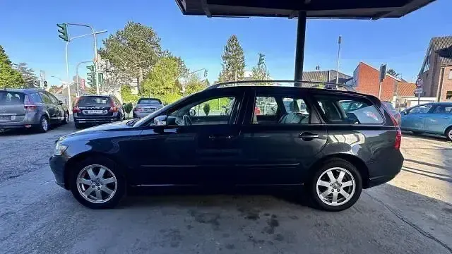 Usado Volvo V50 136 CV (100 kW) 2009 Gris Familiar